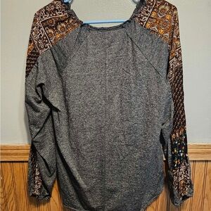 Mystree Gray and Brown Patterned Blouse